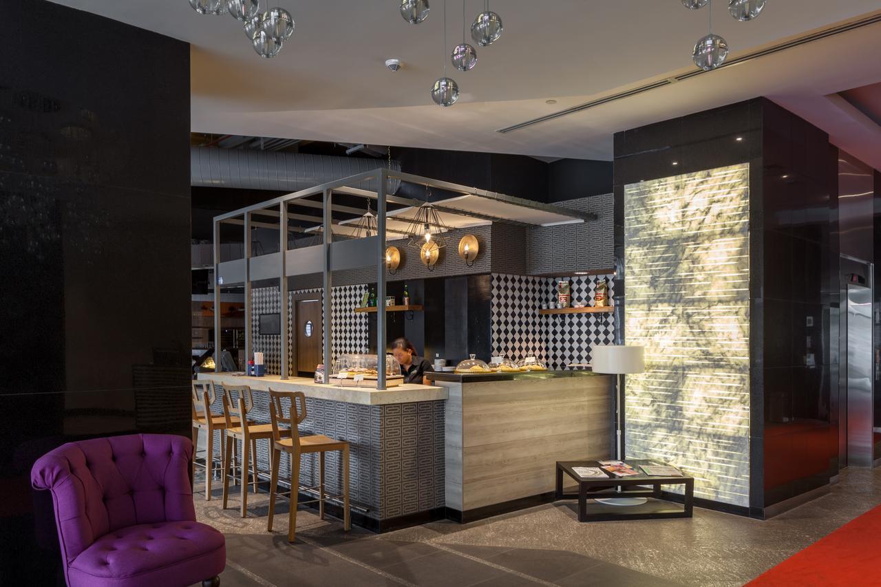 Hotel Las Americas Golden Tower Panama Экстерьер фото The kitchen at the restaurant